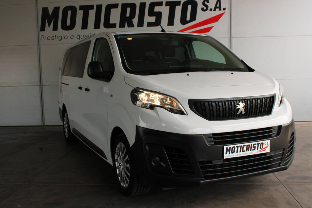 Peugeot Expert E-Traveller 75 Kwh Transporte De Escolar — 1