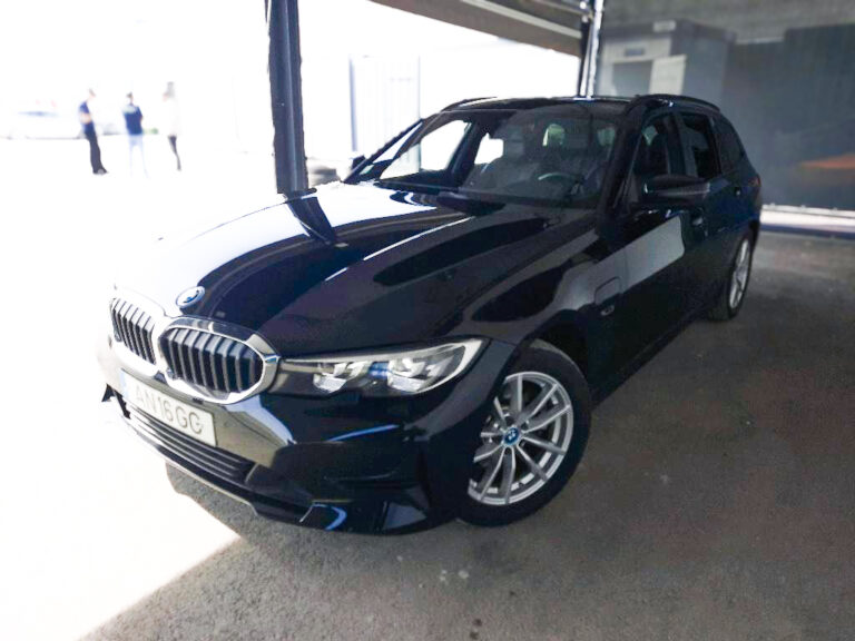 BMW  320E Touring Corporate Edition