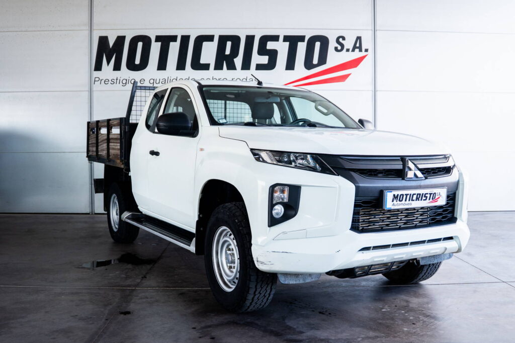 Mitsubishi L 200 2.3 Di-D Club Invicte 4X4 — 1